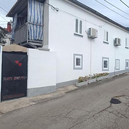 Studio Linda Cavle Bagian luar foto